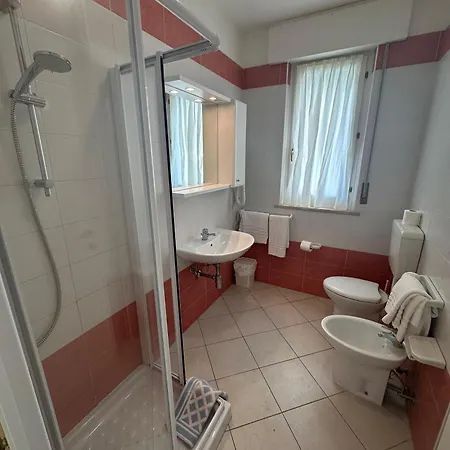 Antares - Agenzia Cocal 3* קאורלה