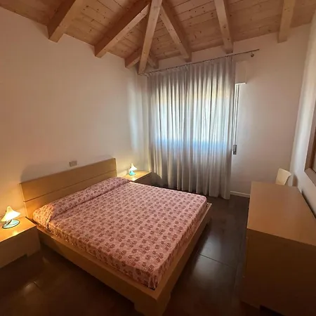 Antares - Agenzia Cocal מלון דירות